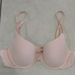Victoria's Secret VS underwire Tshirt bra 36B pink
